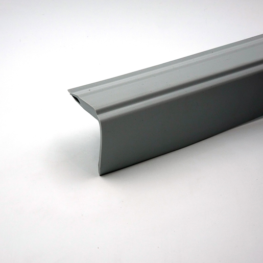 Döllken TKE40/40/5 0110 schwarz 2,5mt Treppenkante